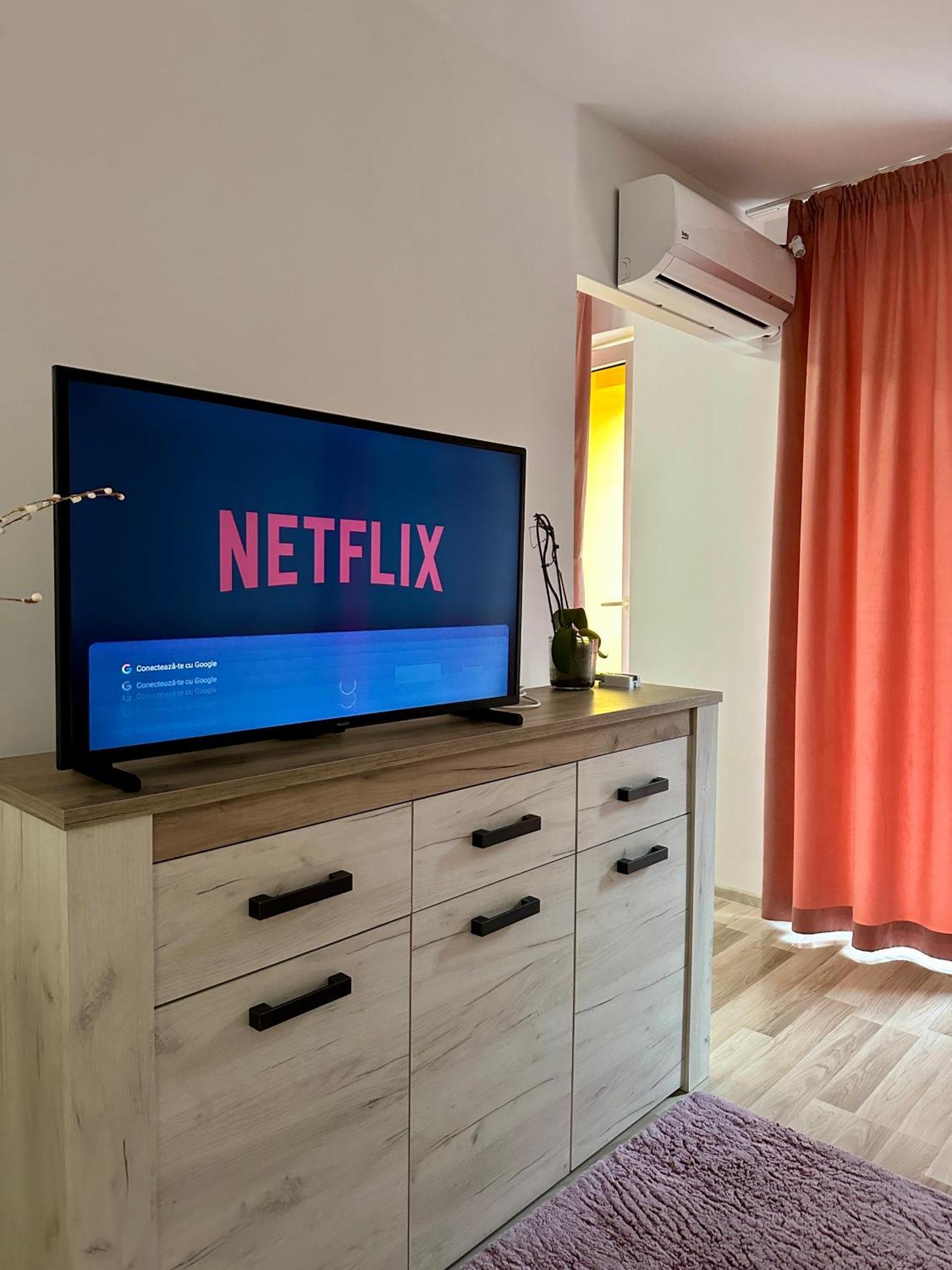 Central Studio Stefan-Брашов Экстерьер фото